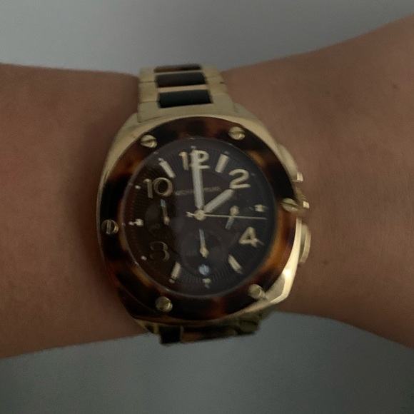 Michael Kors Watch - Picture 4 of 5